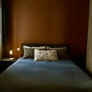 Airport Bedroom With Your Own Private Bathroom Self Check In And Self Check Out Air-condition Included Accommodatie bij particulieren